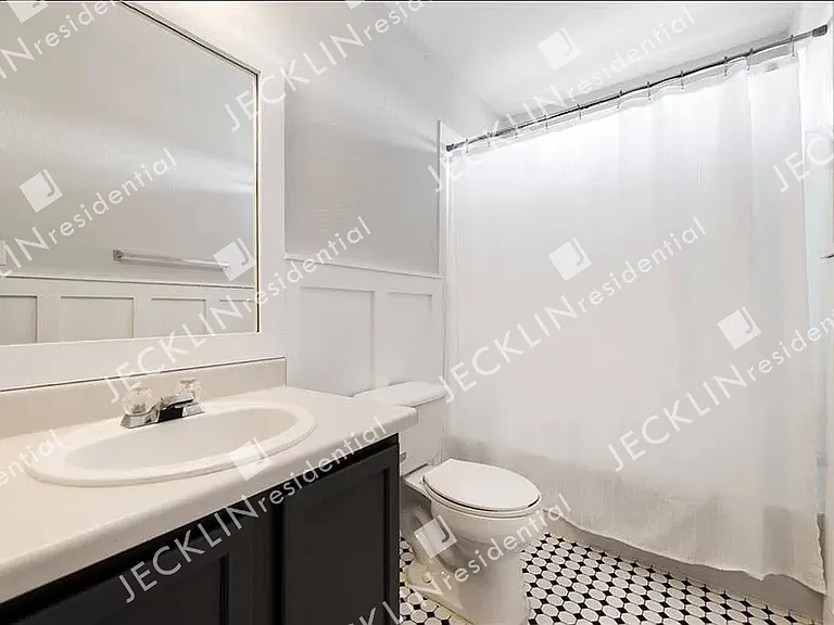 100 David Dr — Photo 21
