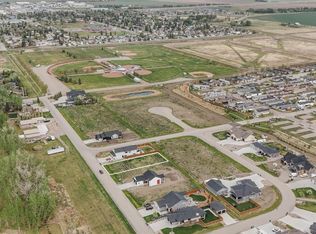 3105 13th St, Coaldale, AB T1M1R3