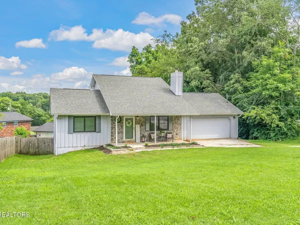 8404 Doral Cir, Knoxville, TN 37938