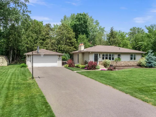 15620 2nd Ave N, Plymouth, MN 55447