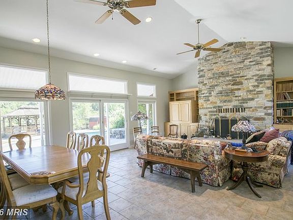3rd image of 2705 Bynum Hills Cir