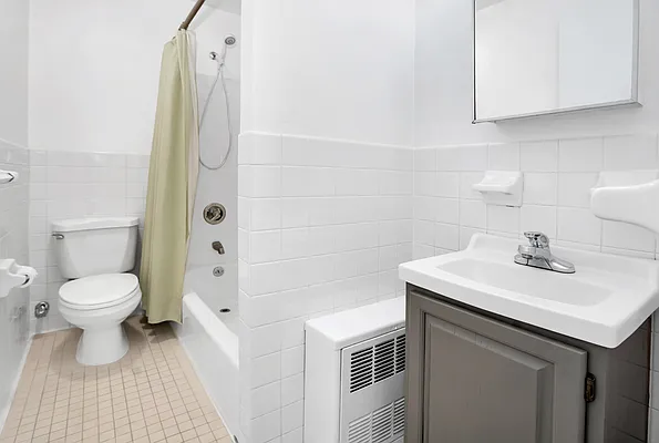 Rented by Douglas Elliman | media 21