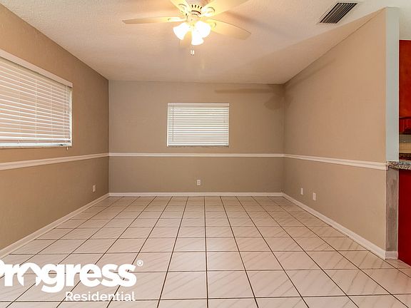 4th image of 3870 NW 103rd Ave