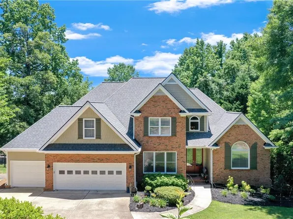 3414 Thunder Point, Gainesville, GA 30506