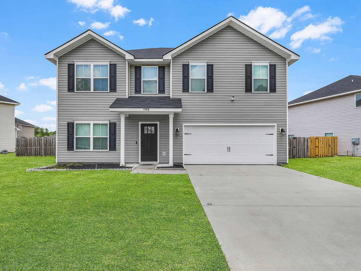 4 bed, 2.5 bath, 2153 sqft, $2,500 — Photo 1