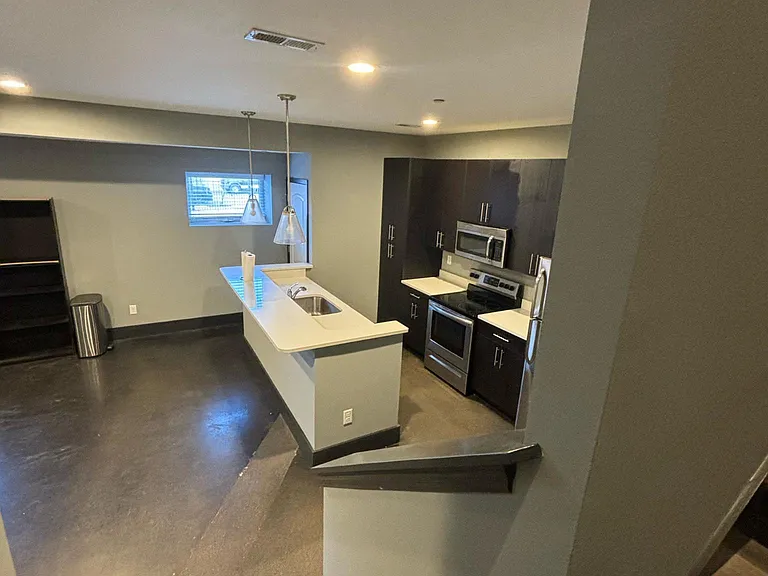 Sherman Lofts — Photo 16