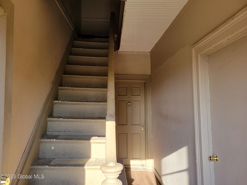 3rd image of 43 Partition Street