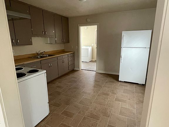 2nd image of 309 NW 3rd Ave