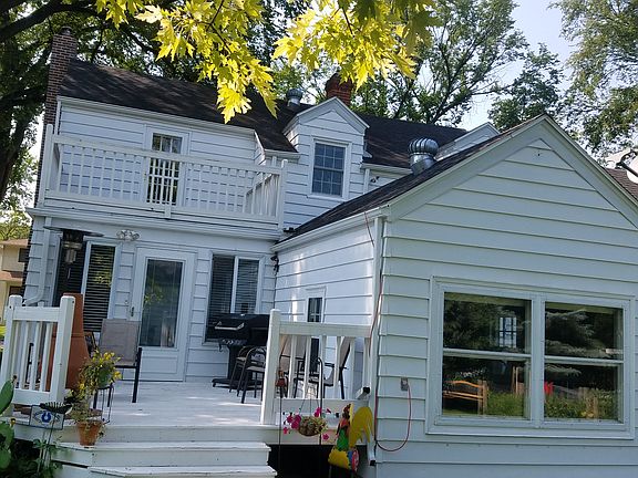 Back porch and add-on toy rm