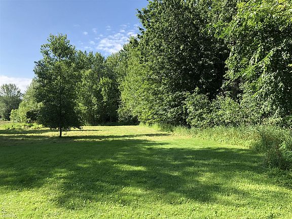 8D725374-8DC8-442D-B52F-8C217F481813