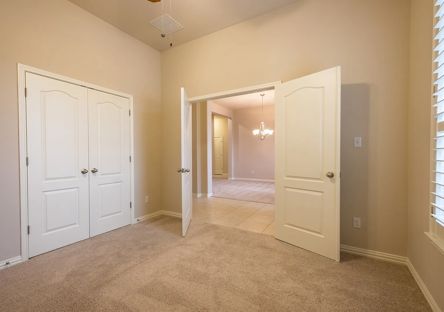 4 Bedroom, 3 Bath, Single-Story Home in Parkside at Mayfield Ranch — Photo 4