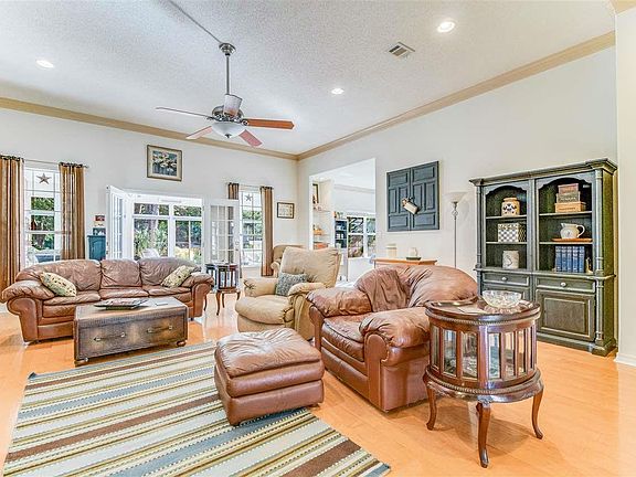 5th image of 2491 Bowling Green Way