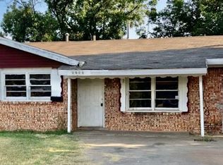 2906 E Colgate St, Lubbock, TX 79403