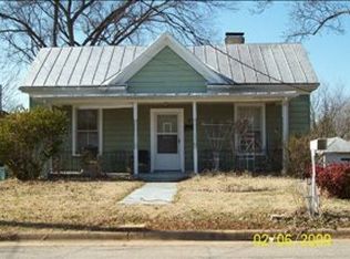 514 Edmonds St, Danville, VA 24541