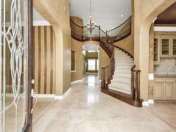 5th image of 3727 Lakeridge Canyon Dr
