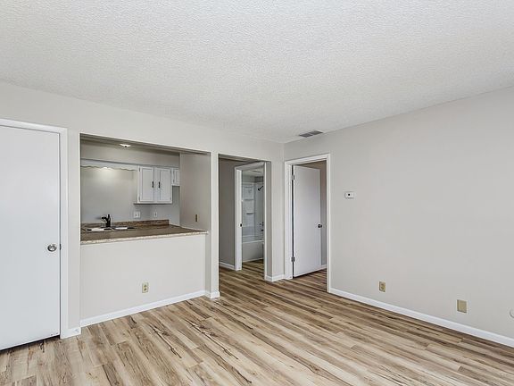 2nd image of 525 W 37th St N #104
