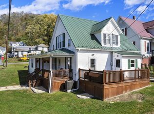 504 Easy St, Saltville, VA 24370