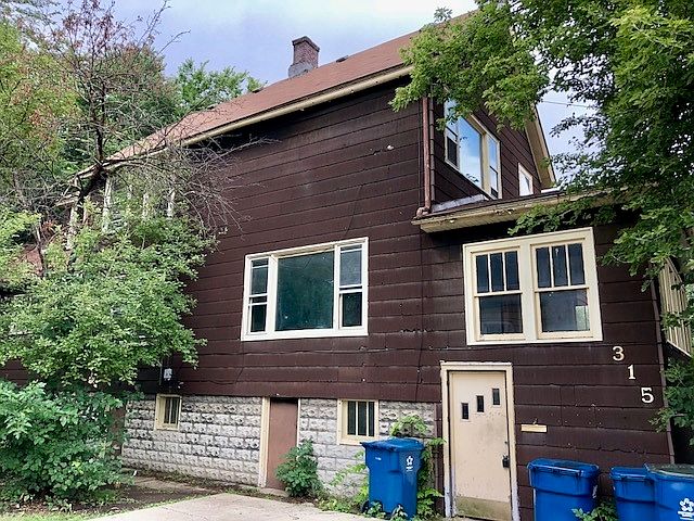 2nd image of 315 Burkhardt Ct