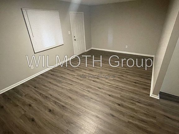 4th image of 135 W Hendricks St #8
