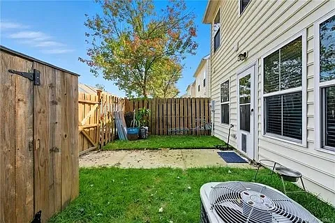 3401 Westham Ln — Photo 31