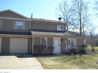16 Firebush Ln, Northfield, OH 44067