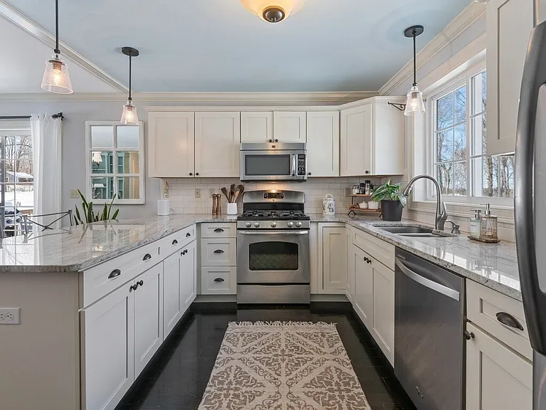 8A Maple St #1 — Photo 22