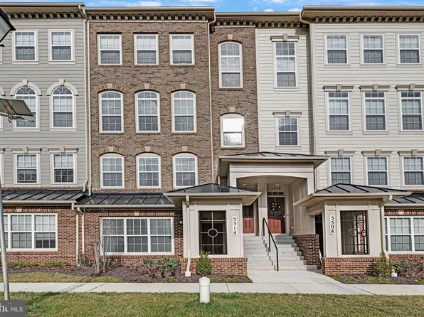 5514 Lanteen St, Lanham, MD 20706