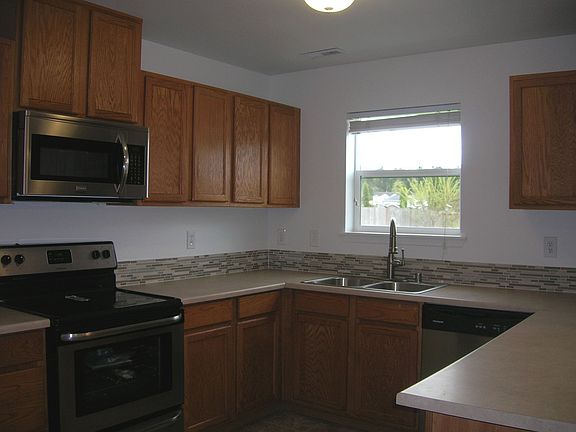 1/2 kitchen view