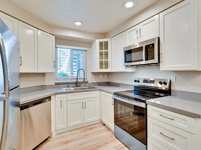 537 Shadow Dance Dr — Photo 8