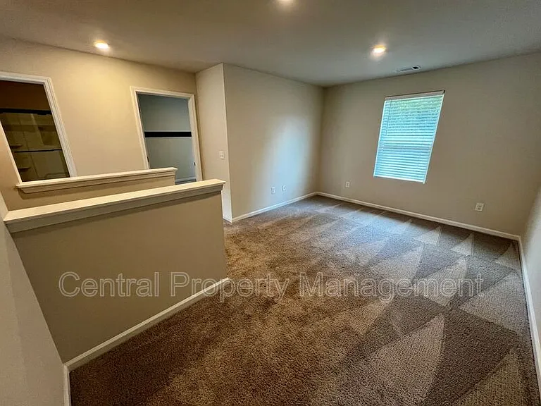 124 Brooks Dr — Photo 7