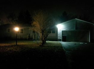 189 Viscount Dr, Rochester, NY 14623