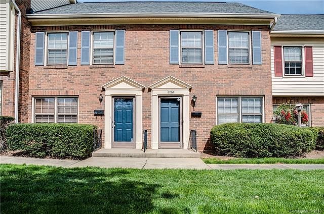 1st image of 4756 Old Lantern Way