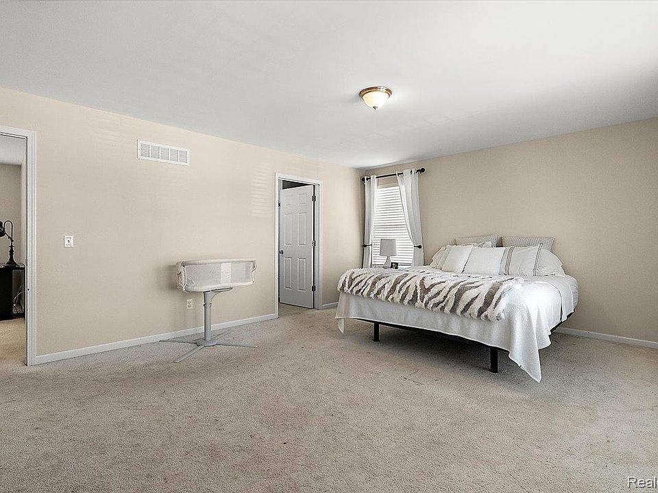 50647 Bredenbury Dr, photo 28