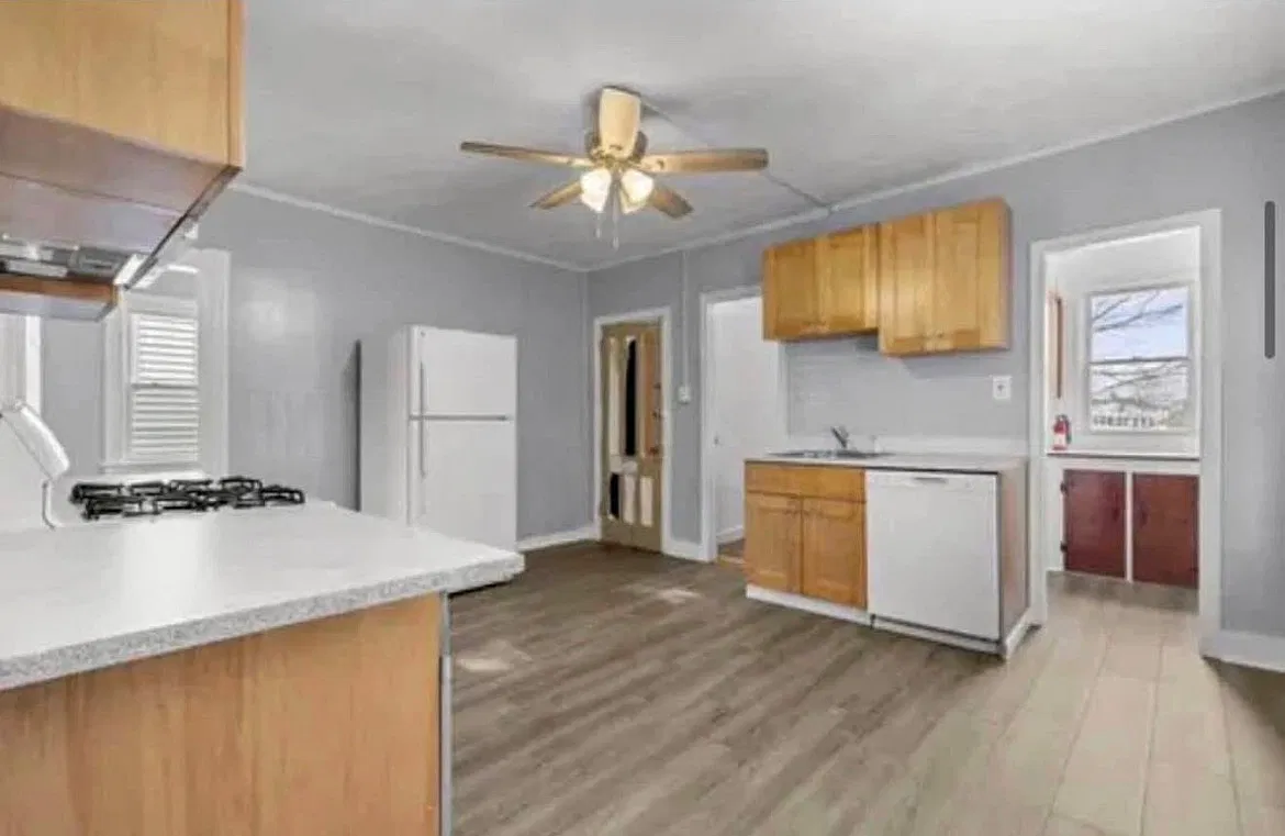 2 bed, $1,775 — Photo 3