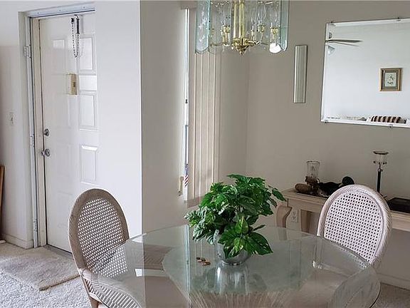 5th image of 4781 Lakeside Club Blvd APT 15