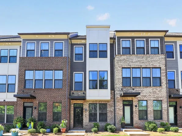 948 Broad River Ln, Charlotte, NC 28211