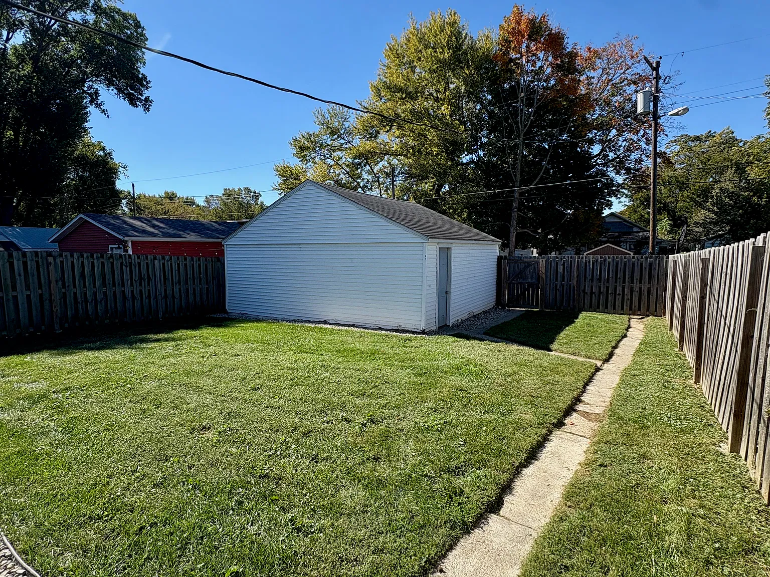 2 bed, 756 sqft, $1,540 — Photo 3