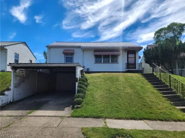 328 S 10th St, Coshocton, OH 43812