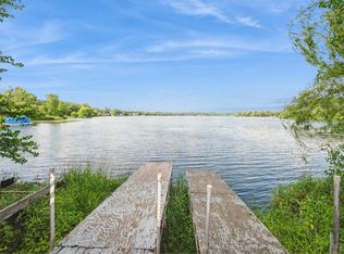 633 County Road B2 E, Little Canada, MN 55117