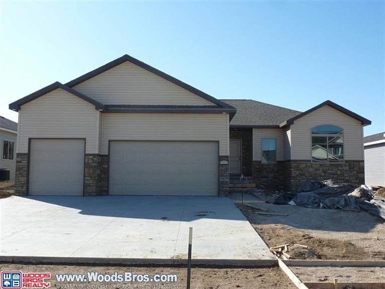 1st image of 9539 S 72nd St