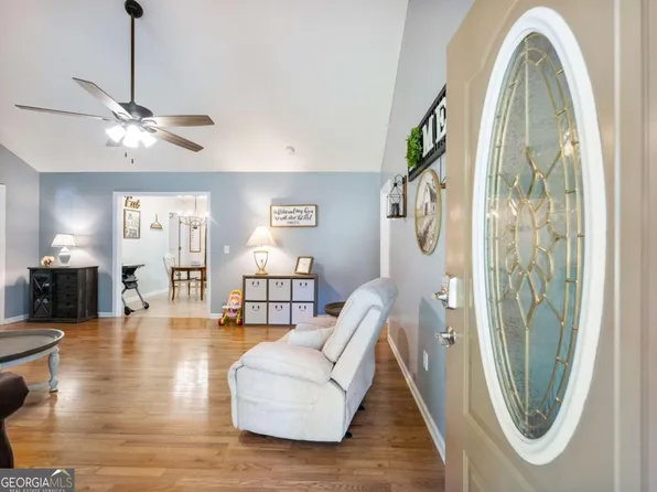 50 Kensington Dr, Cleveland, GA 30528