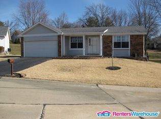 4 N Willow Grove Ct, Saint Peters, MO