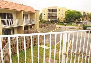 2nd image of 5231 Geneva Way APT 208