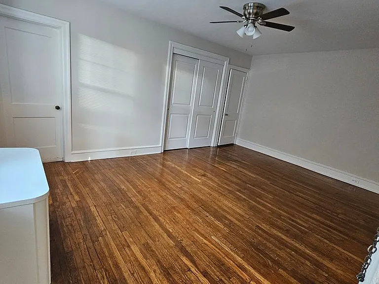 410 Linden St — Photo 6
