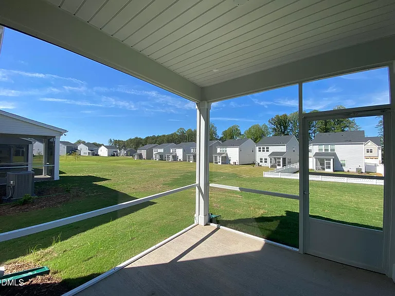 1149 Matterhorn Dr — Photo 40