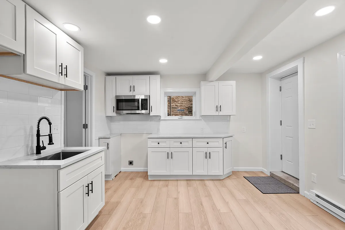 Building Photo - 206 Prospect St #B