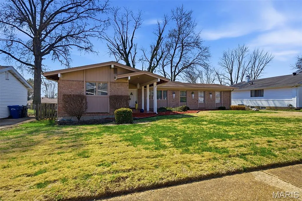 3630 Estates Dr photo 1
