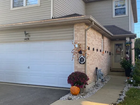 2138 W Adobe Dr #2138, Addison, IL 60101