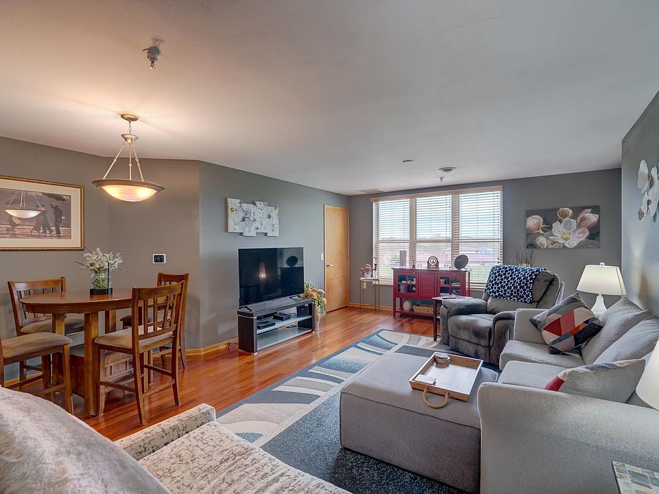 1st image of 8201 Mayo Dr Unit 211