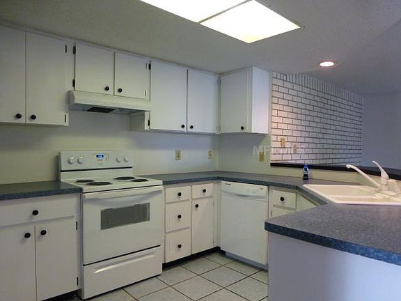 3rd image of 2119 Tumbleweed Dr